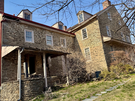 Photo of Johnson House historic site.
